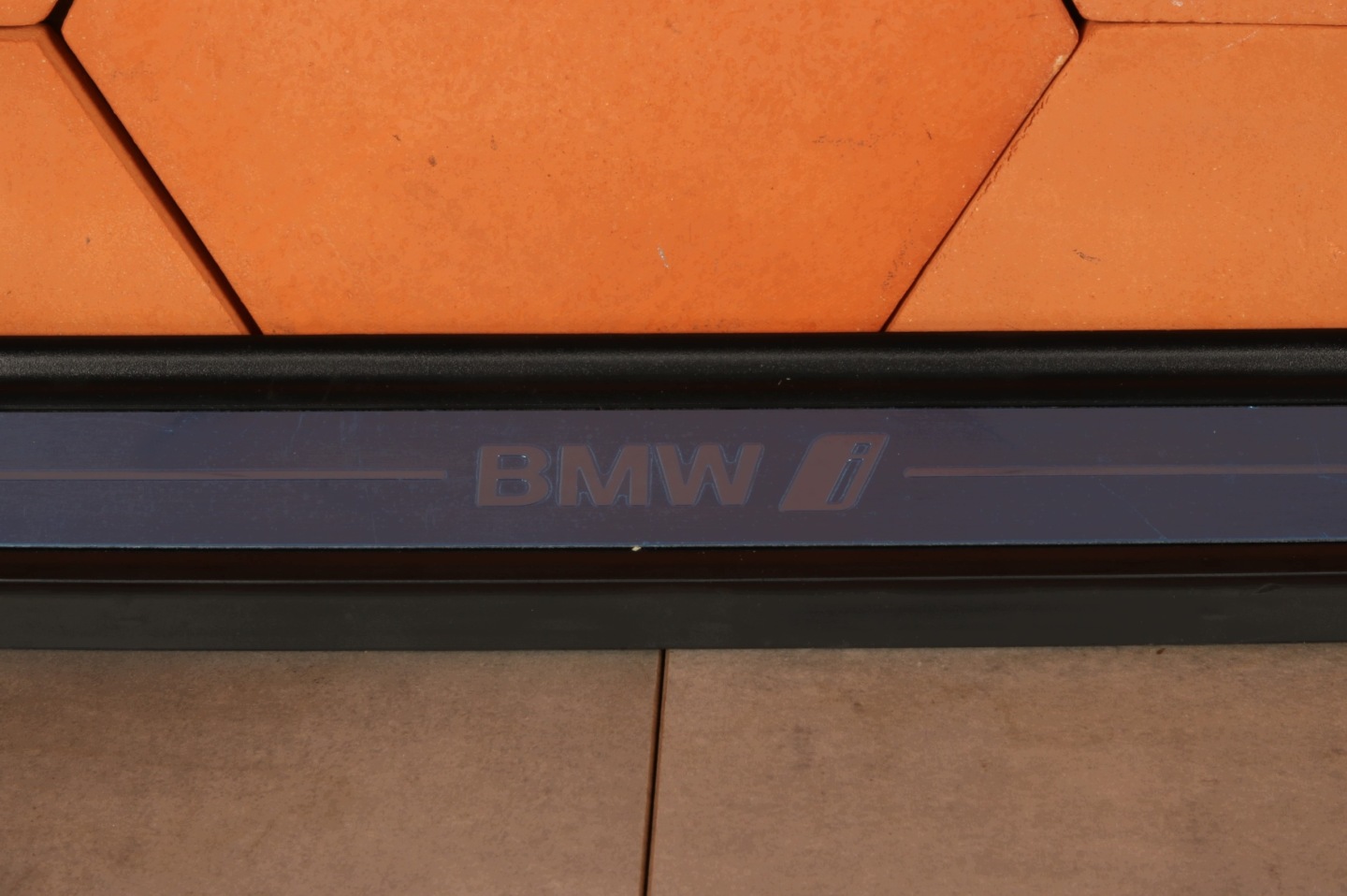 BMW i4 G26 GRAN COUPE front moulding cap threshold 9492984