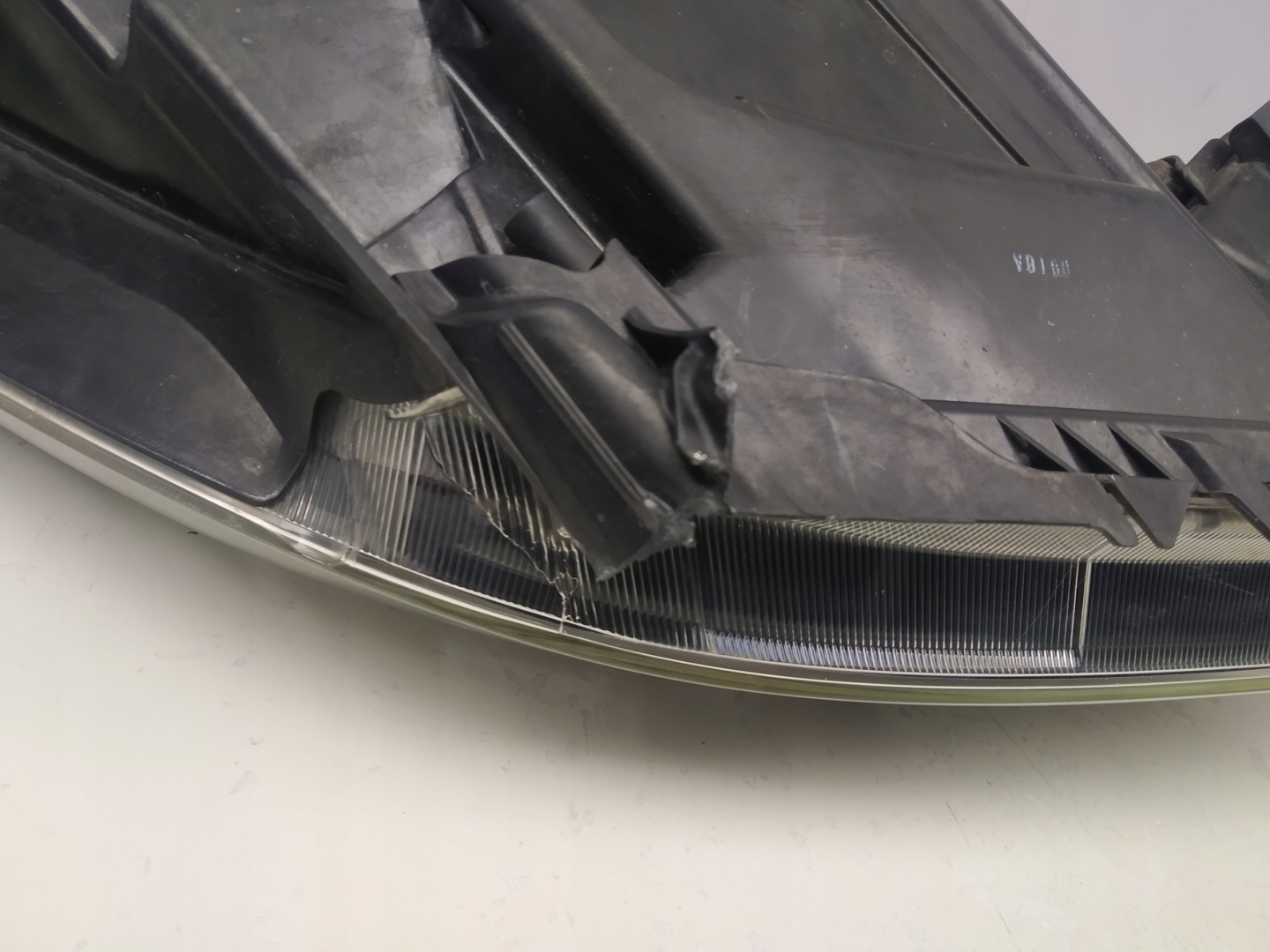 2014-2018r Honda HRV II reflektor light front left LED original OM