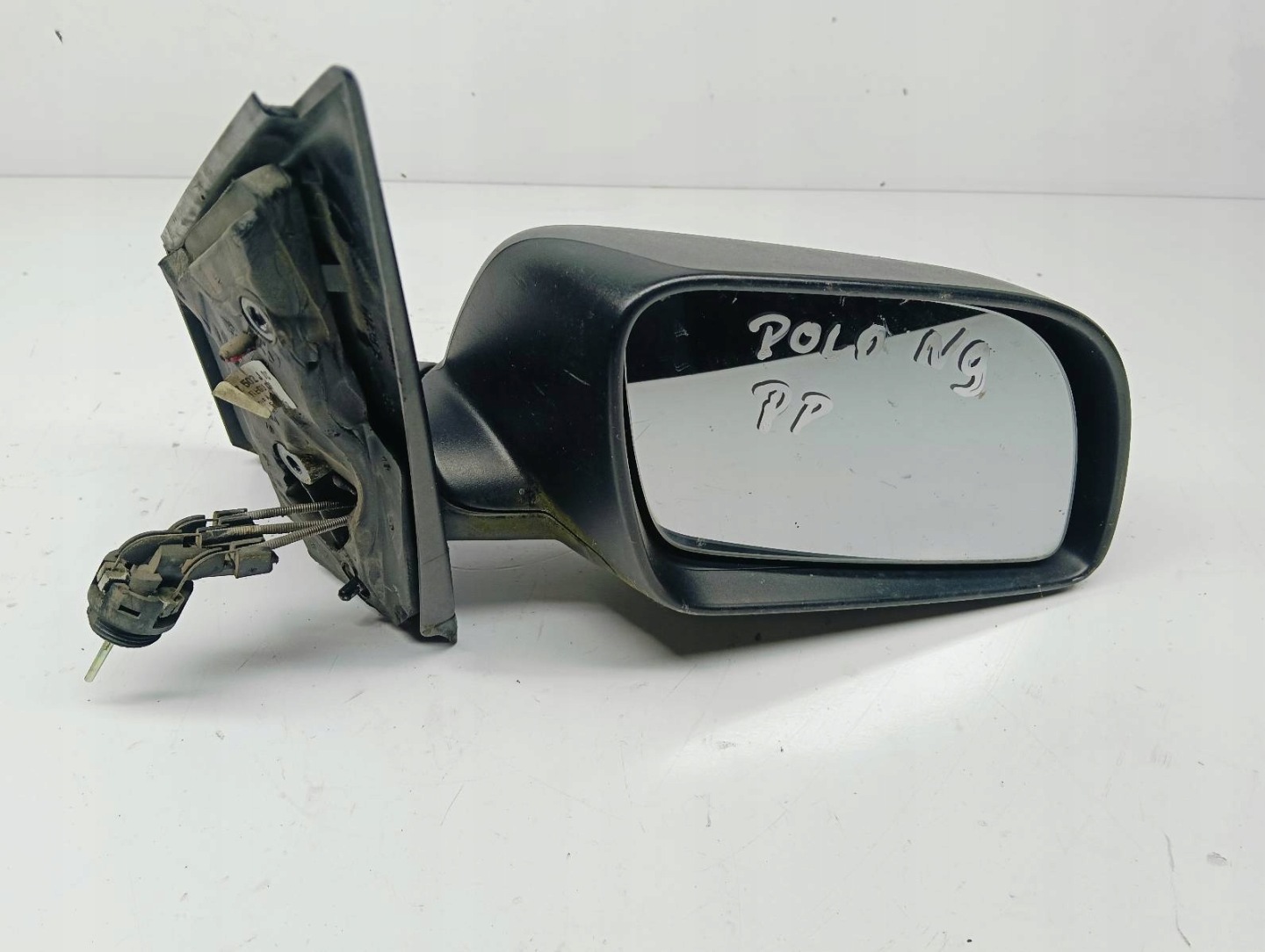 mirror right manually Volkswagen Polo 9N 02r 6Q1857502J