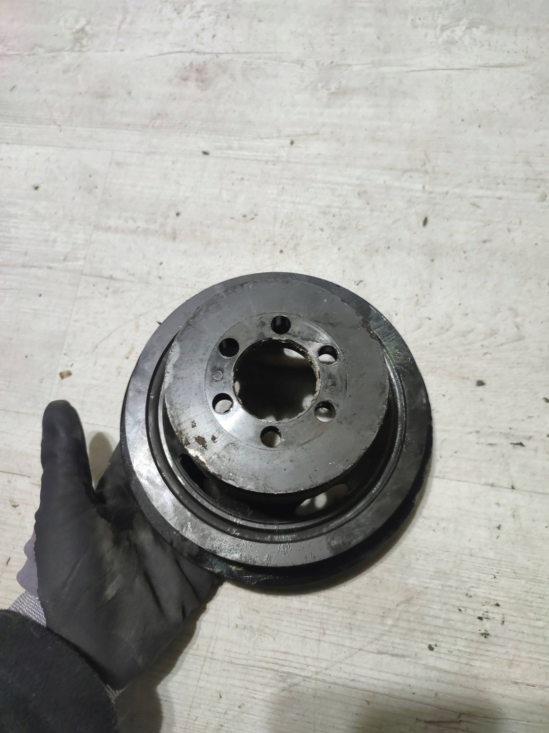 Peugeot 2008 II 2020 crank pulley