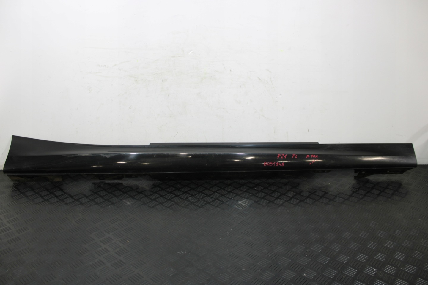 cap threshold threshold right 8051948 BMW 1 F20 F21 LIFT m-packet