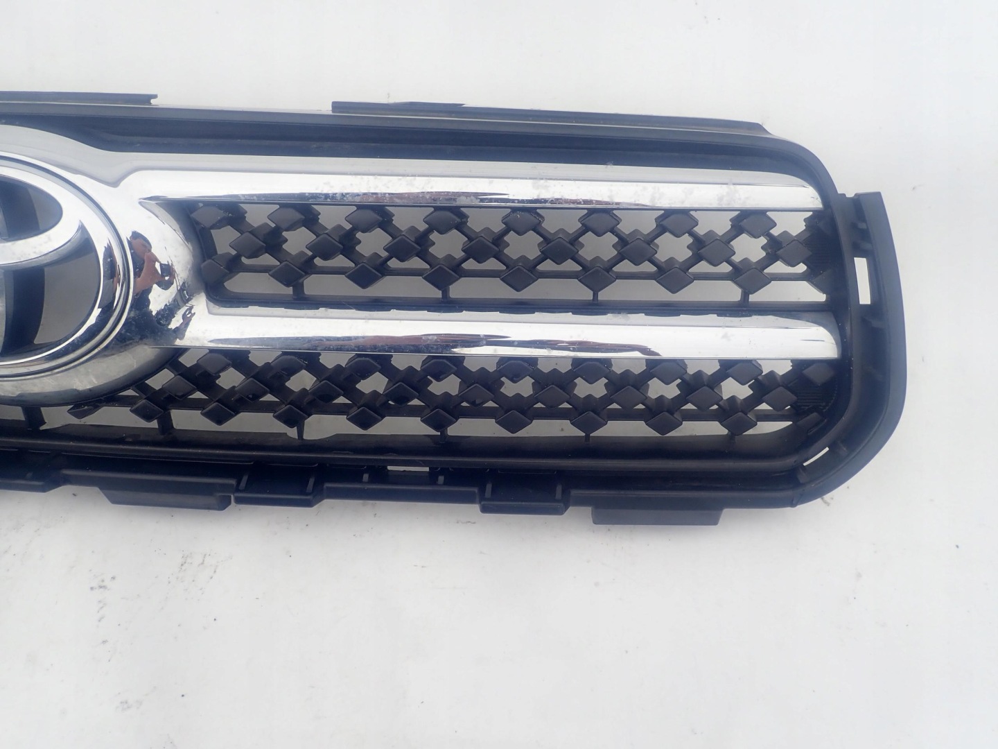 TOYOTA RAV4 III 3 05-08 grill grille radiator