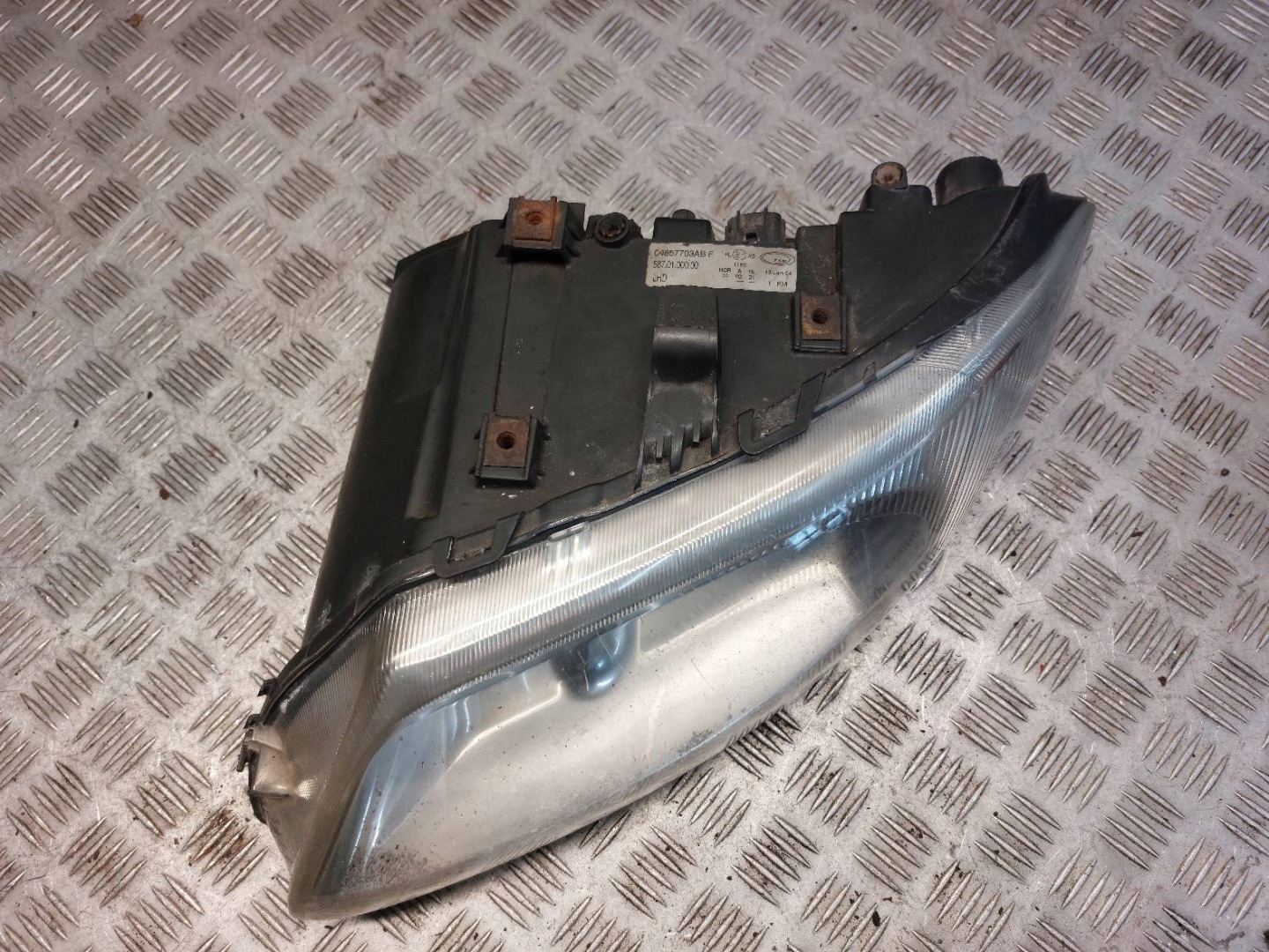 light left front VOYAGER CHRYSLER VOYAGER IV 04857703AB