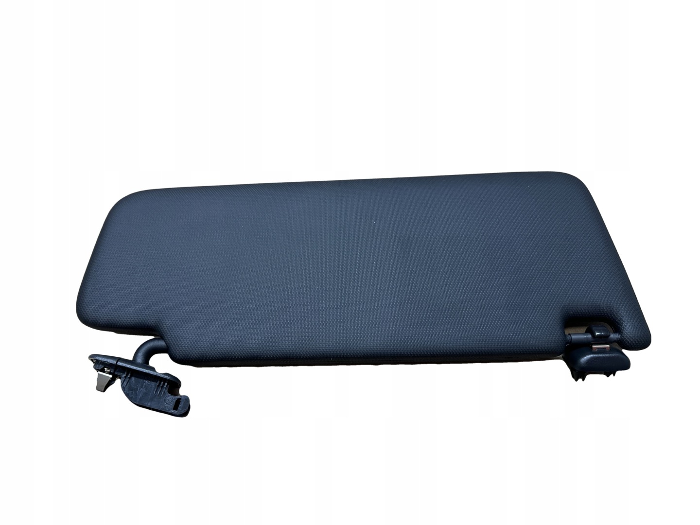 AUDI A3 8V cover PRZECIWSLONECZNA left 8V5857551A