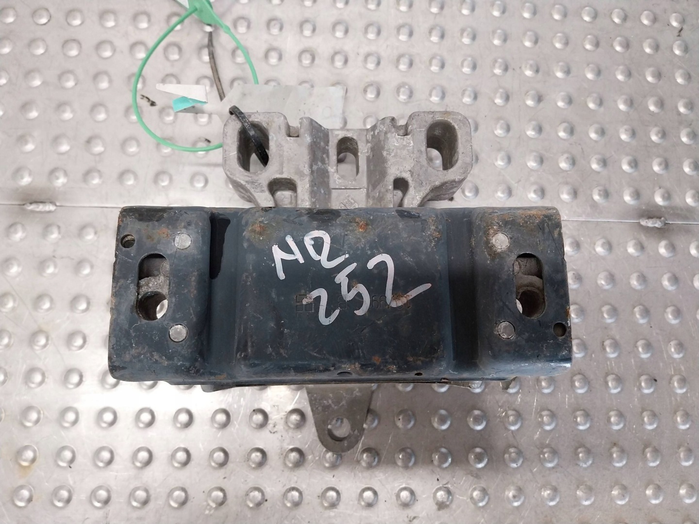 supporto Supporti motore usato 1J0199555AH A3 8L GOLF IV LEON e OCTAVIA e 1.9D