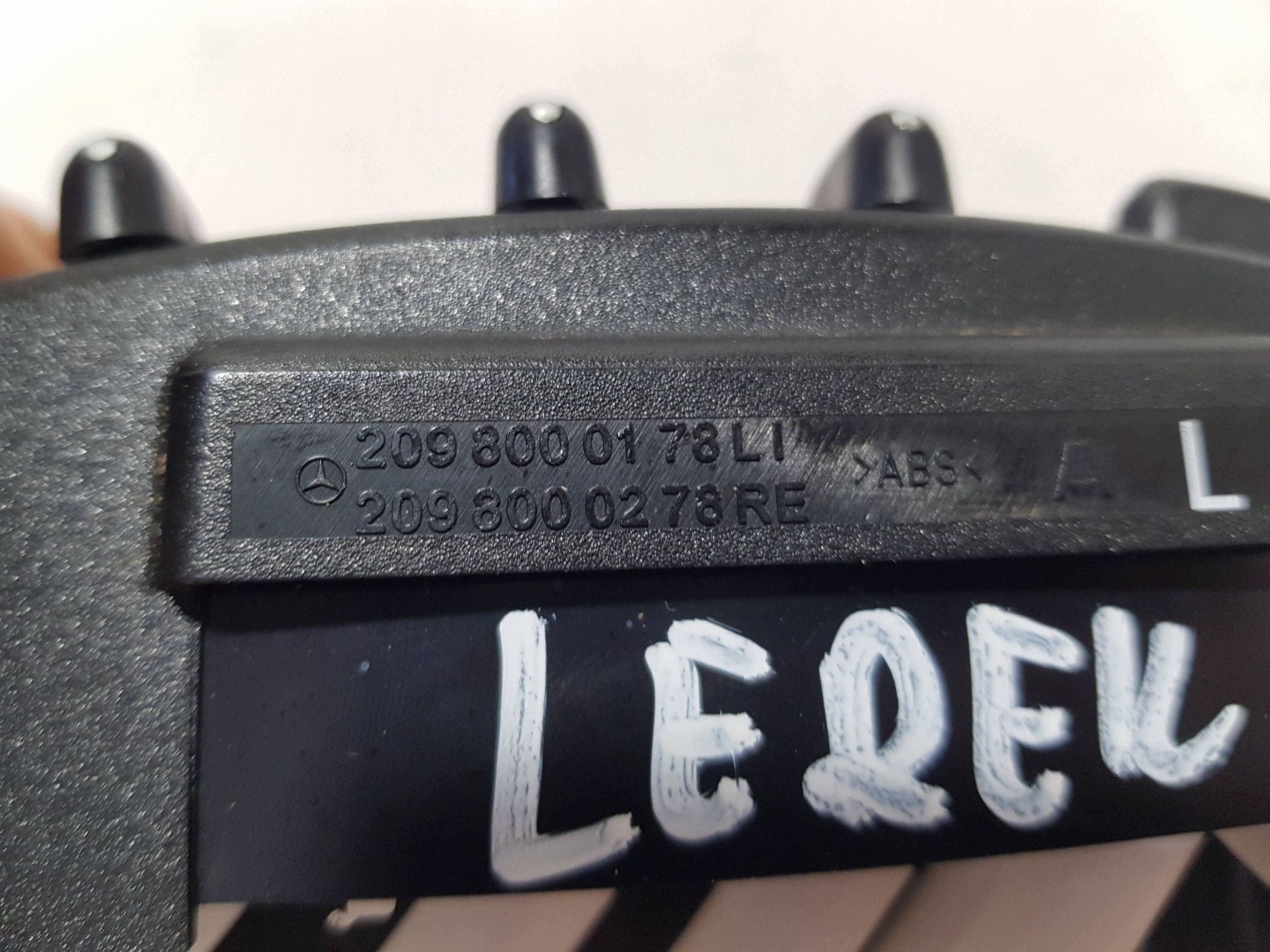 control panel seat left front driver´s MERCEDES CLK W209