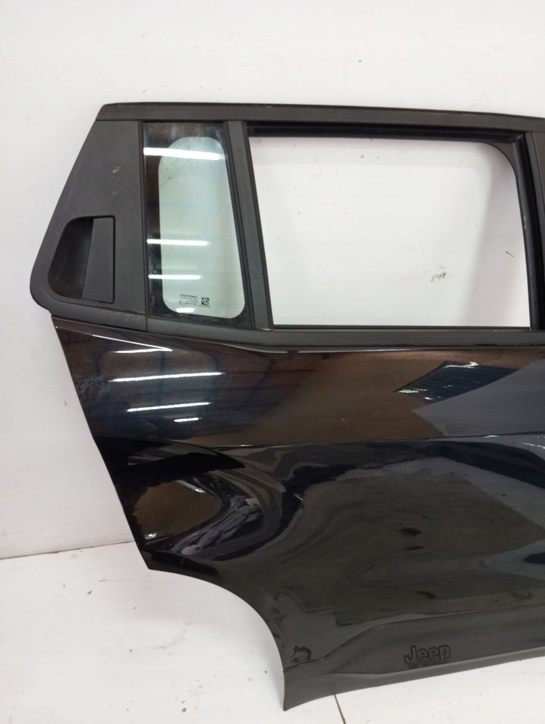 door right rear. JEEP AVENGER 23R