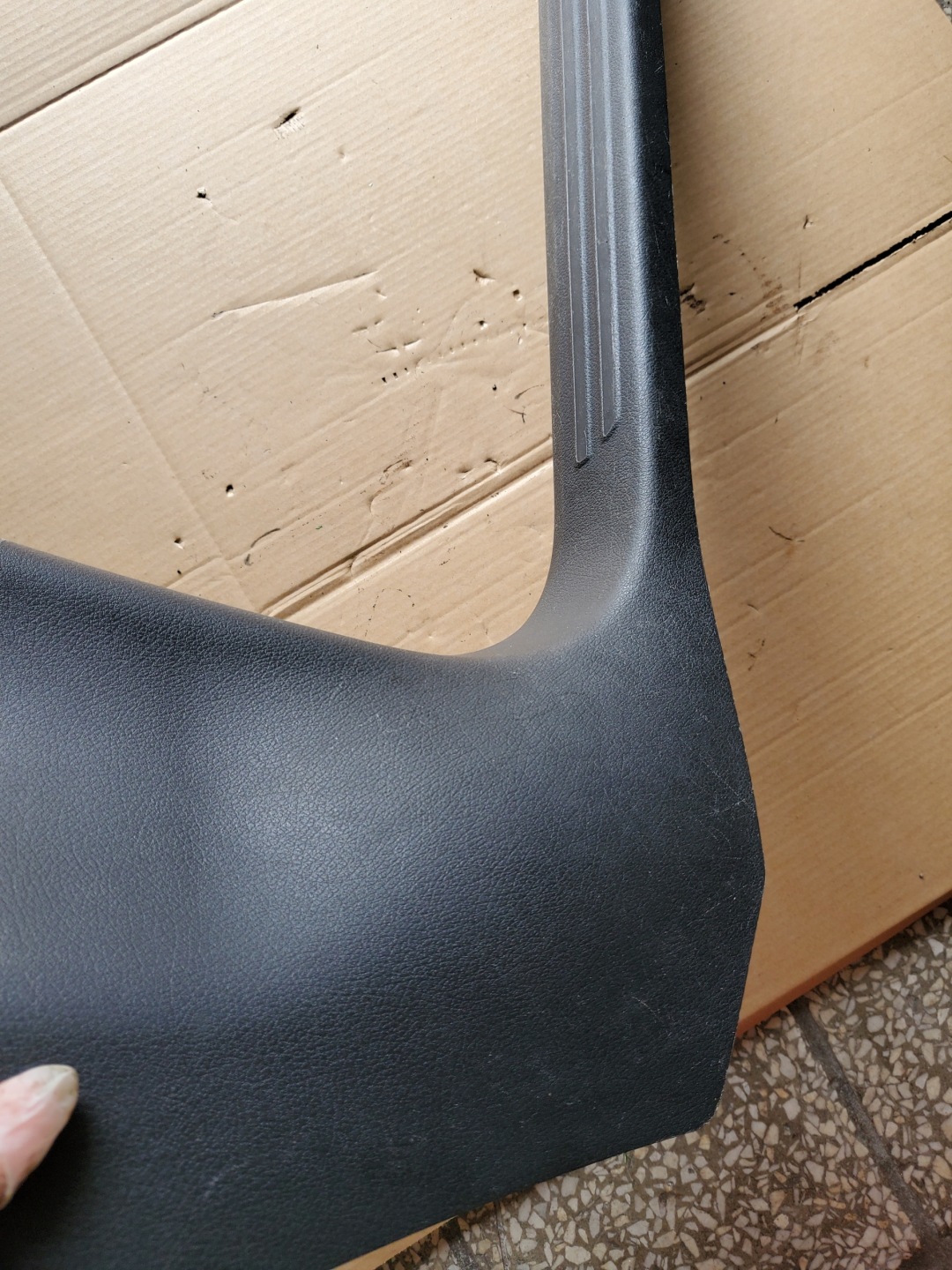 cover cap of the threshold side SLUPKA A right front AUDI A6 C5 4B OE