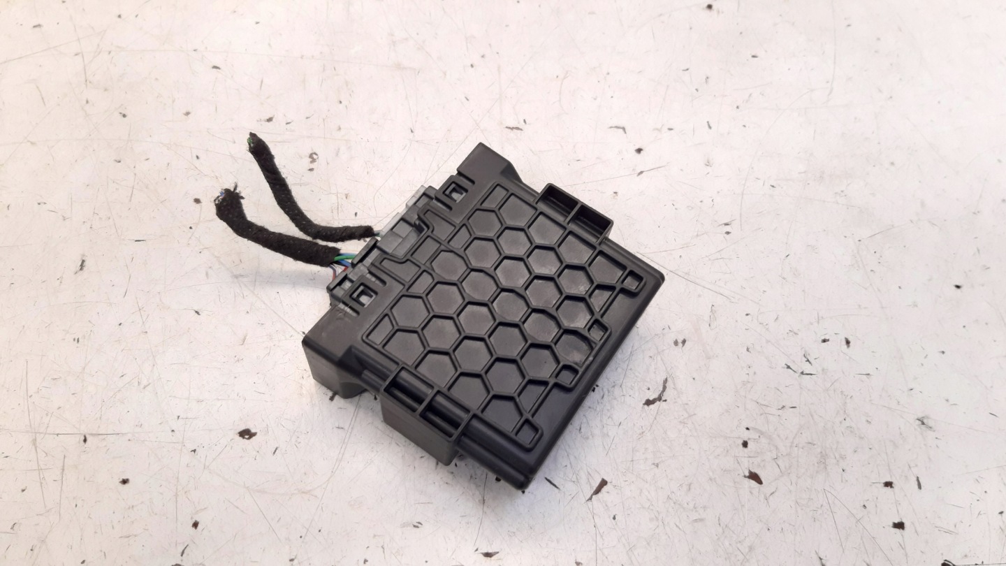 Module PDC 13517789 Opel Astra K