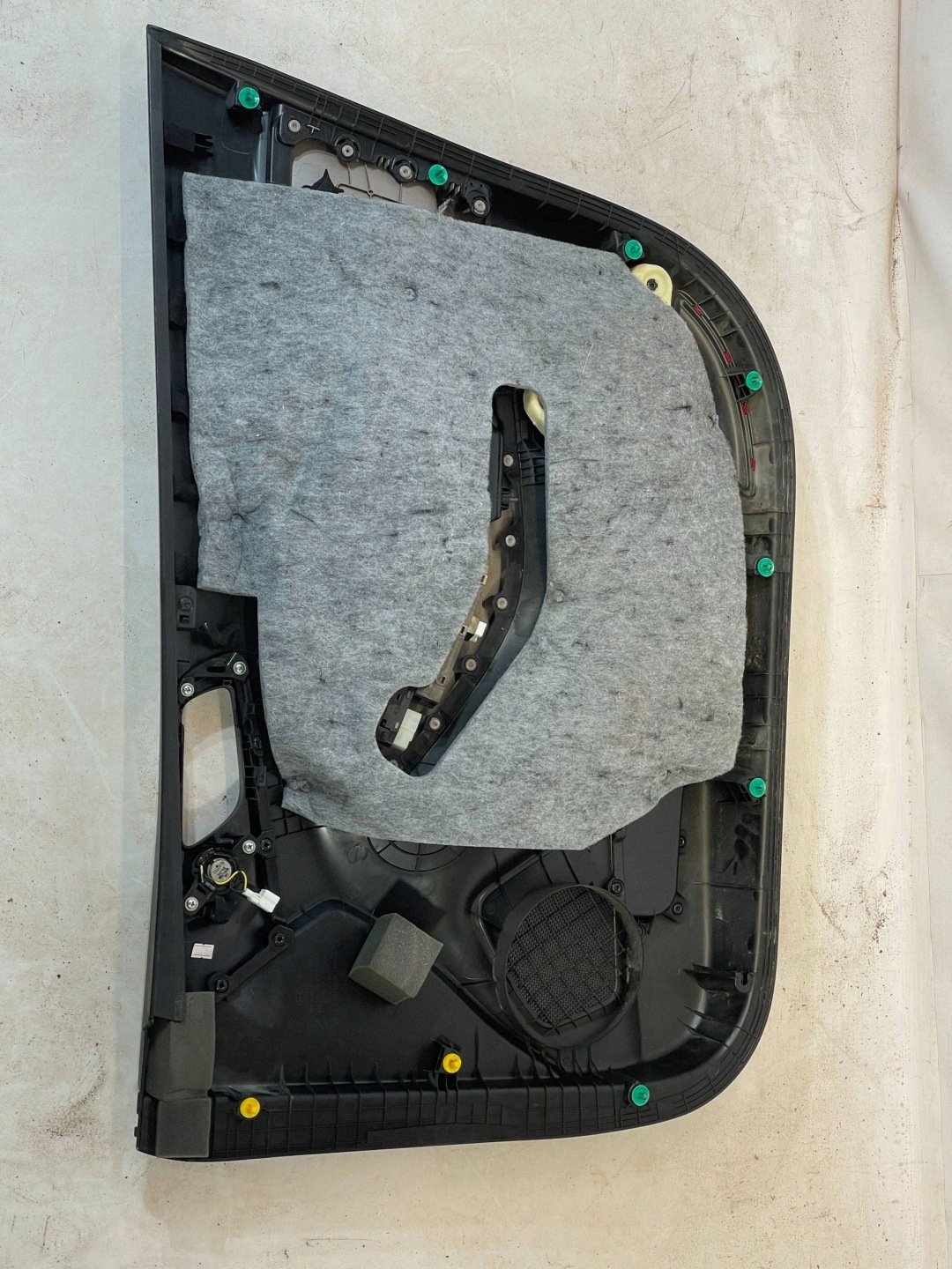 i20 II 15R side door left front front upholstery 82310-C8010 !J