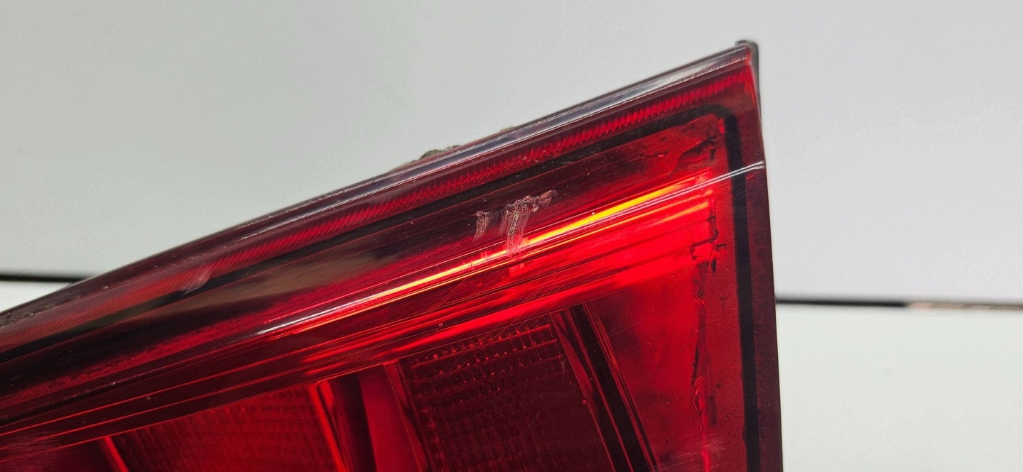 VW Golf VII 7 5G6 HB light rear w klapie rear part rear right