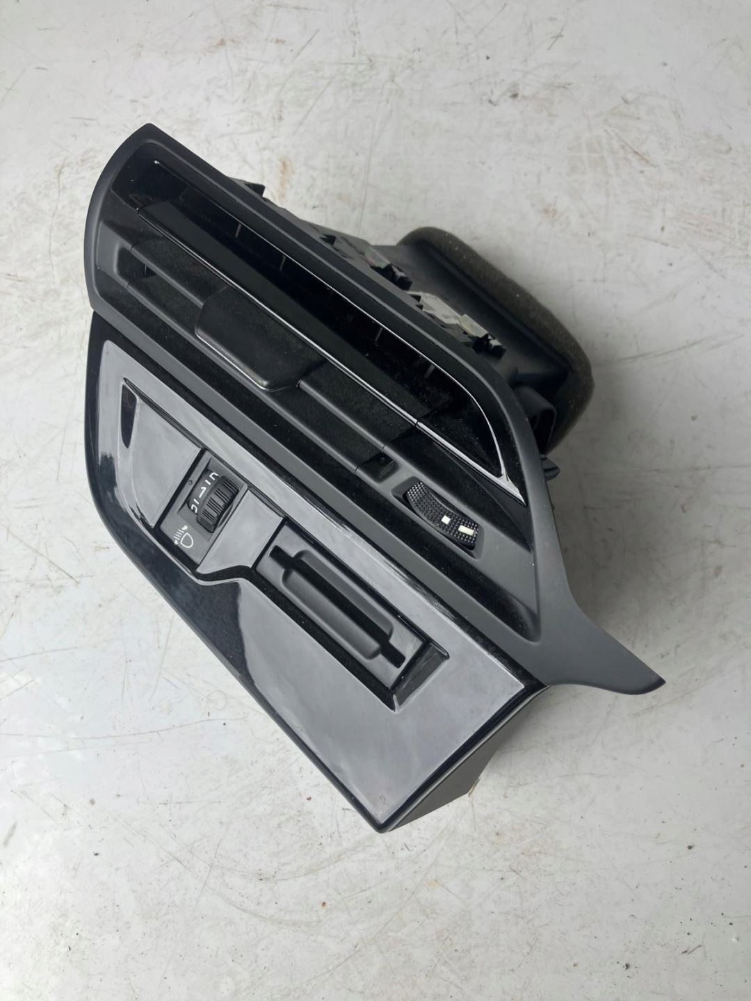 grid air conditioning devices left CITROEN C4 PICASSO II PIANO BLACK