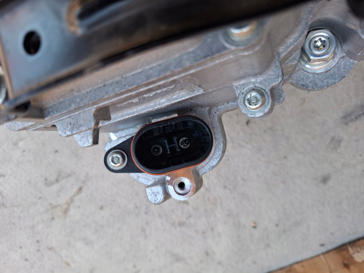 HONDA CR-V 2.0 22r HYBRYDA KONWETER control unit 1B000-5RD-E02 CR-V 5