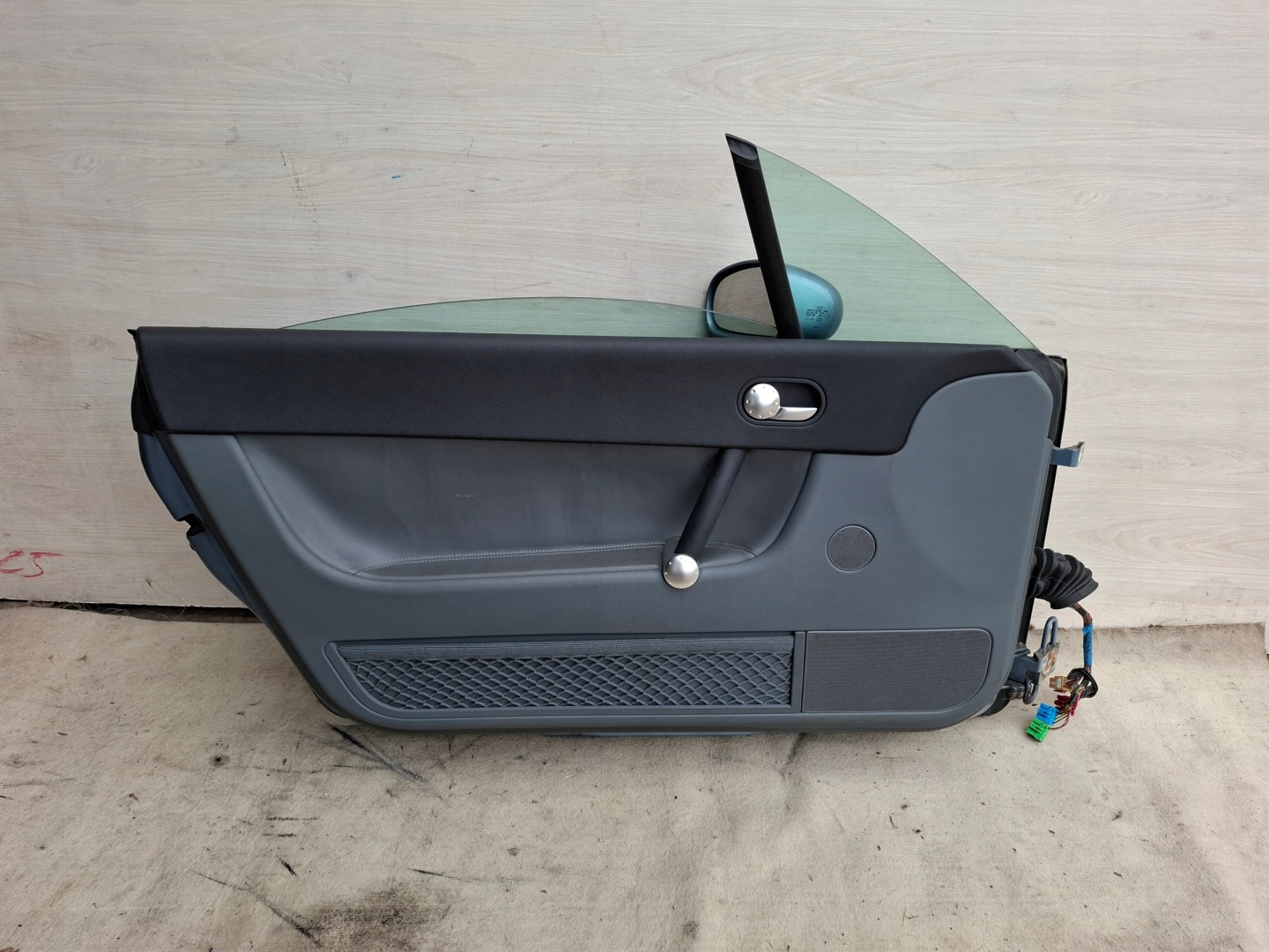 door left front AUDI TT 8N LZ7K