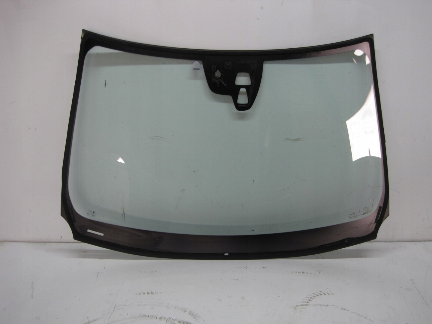 window iron front VOLVO V40 14R