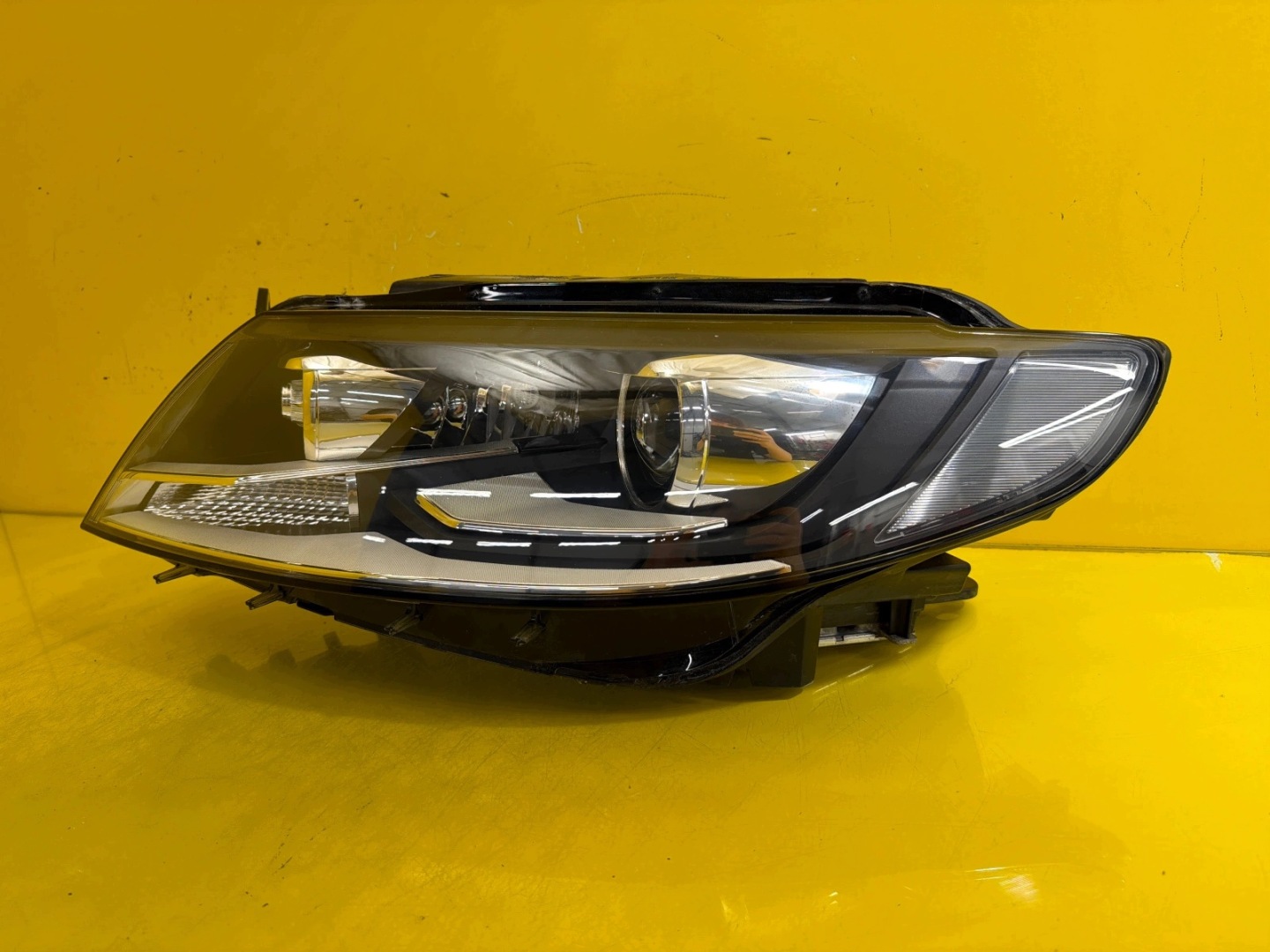 light left VW Passat CC Lift 3C8 12-16 Xenon 3C8941031G