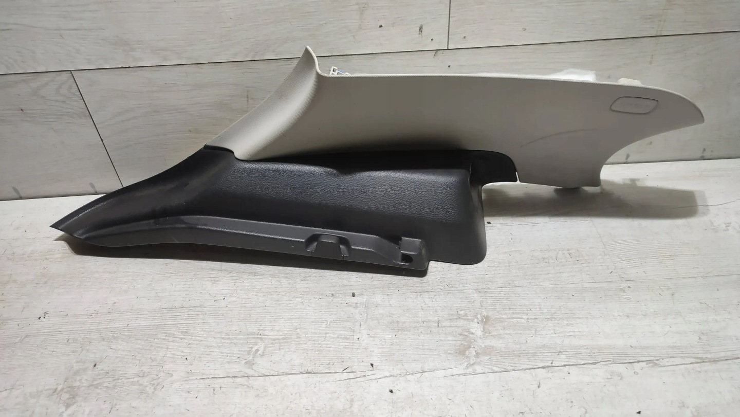 Mercedes-Benz A-classa W176 17r. 1.5cdi boot upholstery left