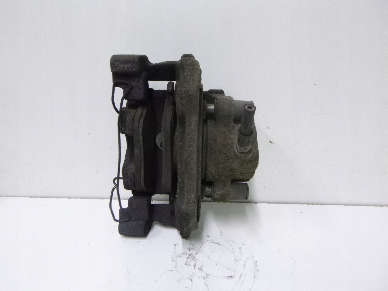 caliper brake front Mercedes Benz W210 2.5 TD