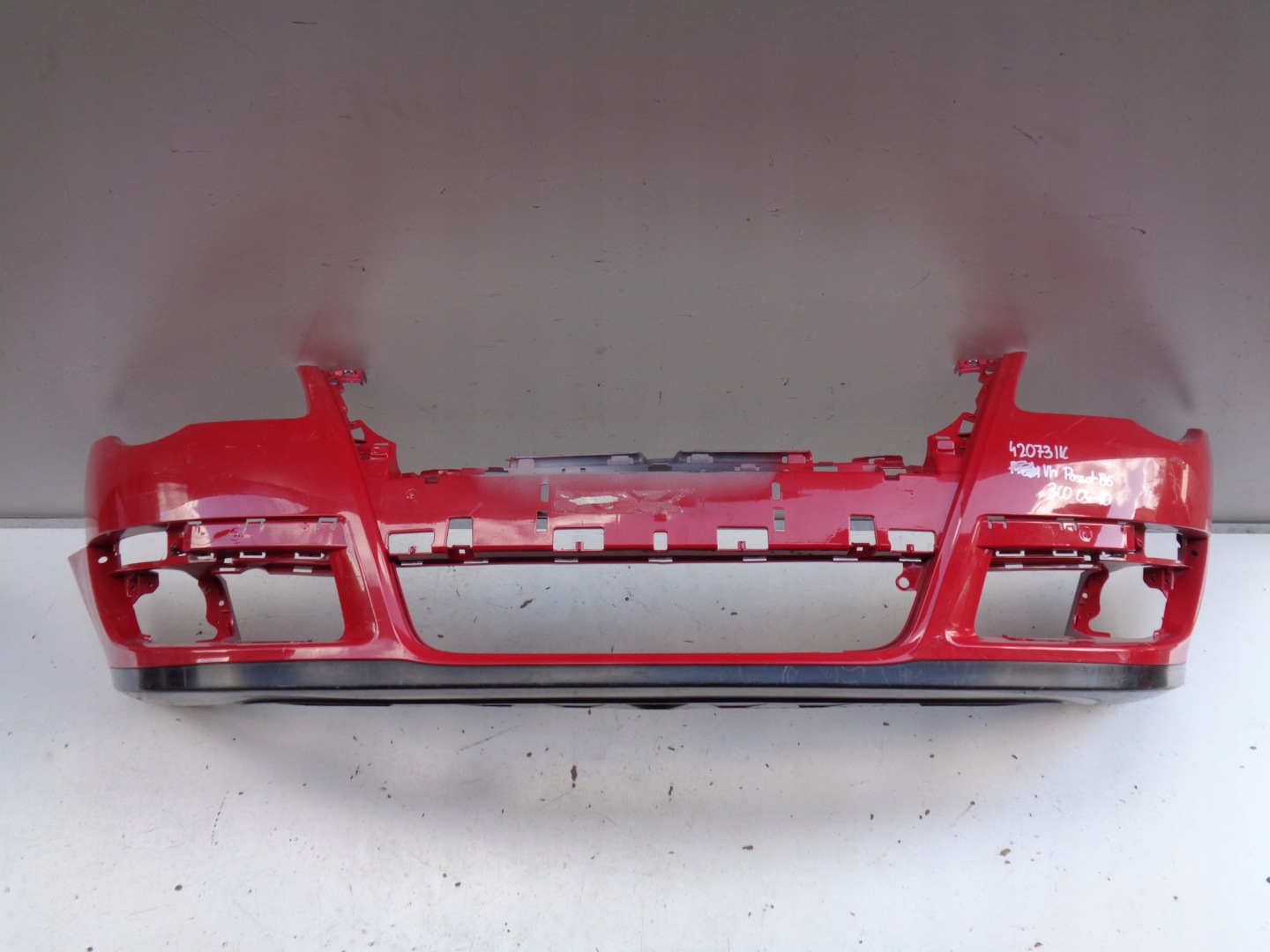 FRONTSTOSSSTANGE VW PASSAT B6 3C 3C0 04-10 NR 42073