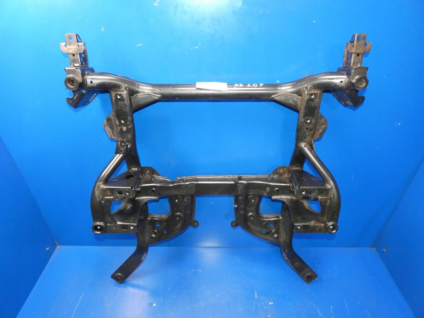 JAGUAR XE X760 XF II X260 axle beam subframe sider below engine of the engine front