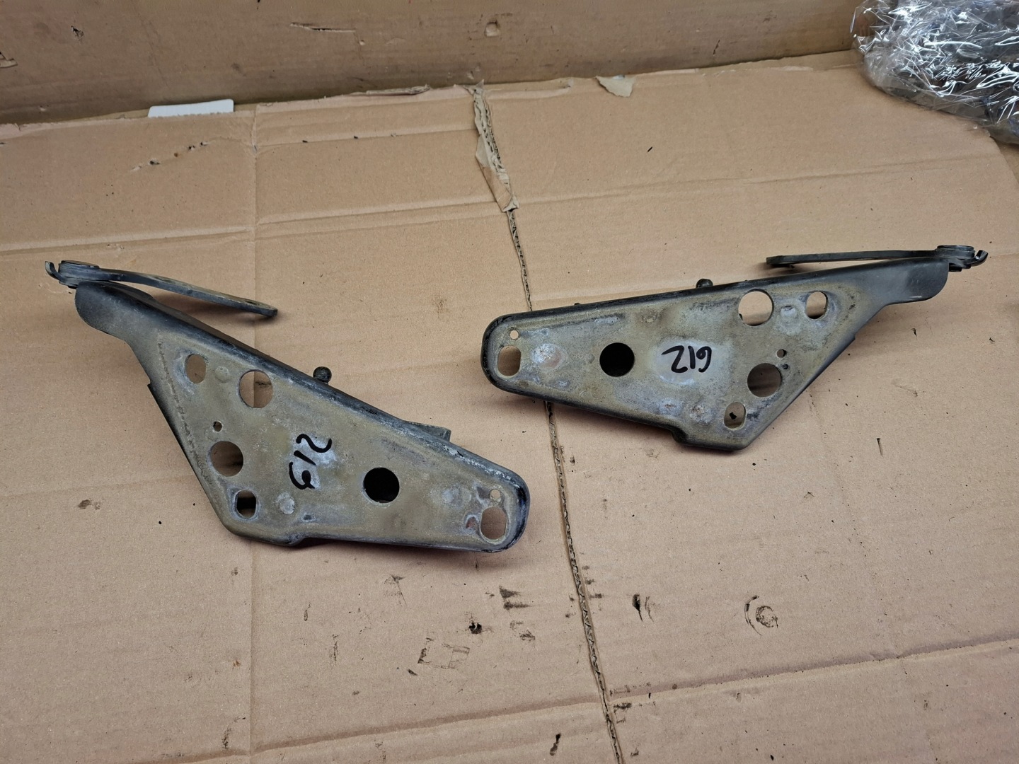 hinge bonnets left right FERRARI 612 SCAGLIETTI F137