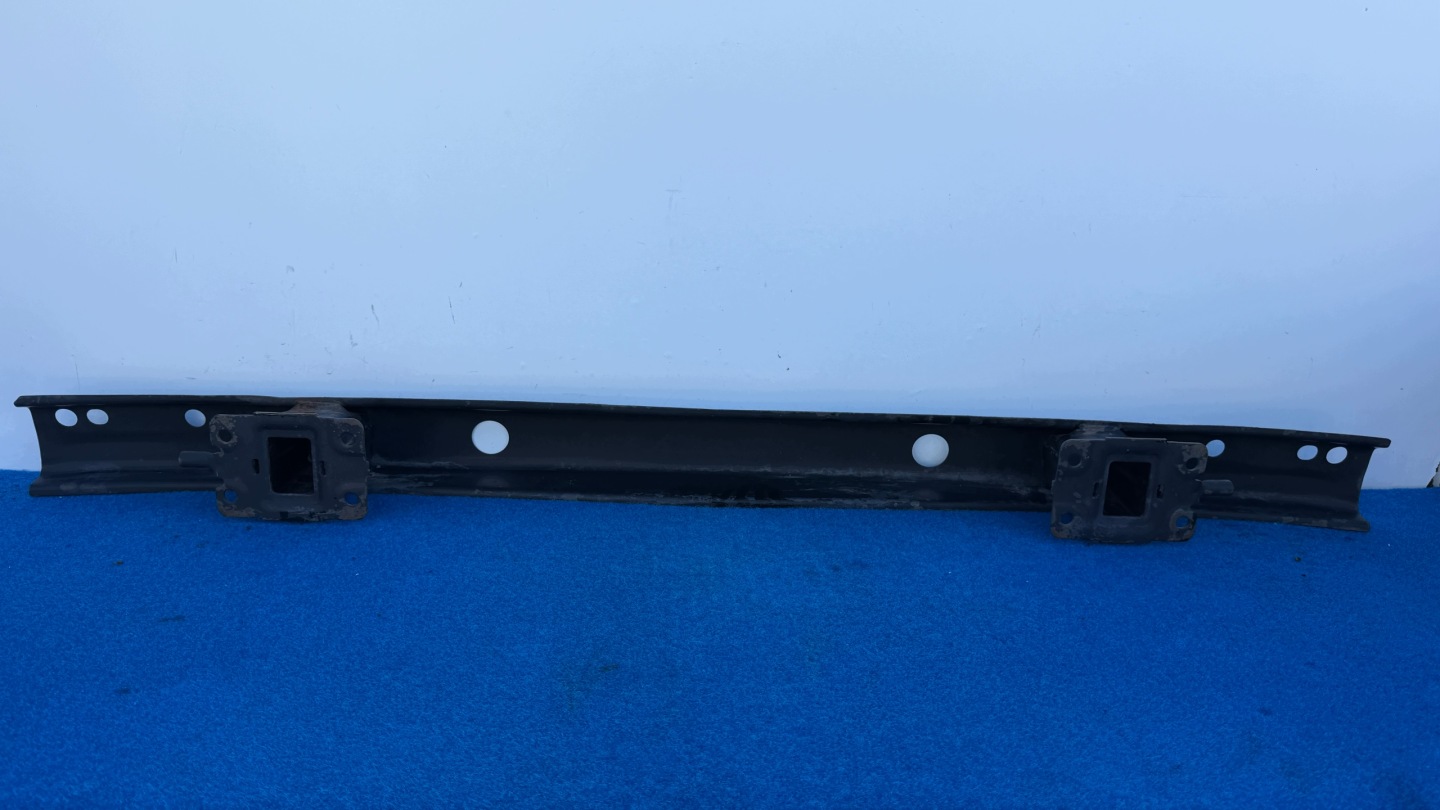 VW TRANSPORTER T5 T6 bumper support rear part pillar 7H0807305 NWBLC26?