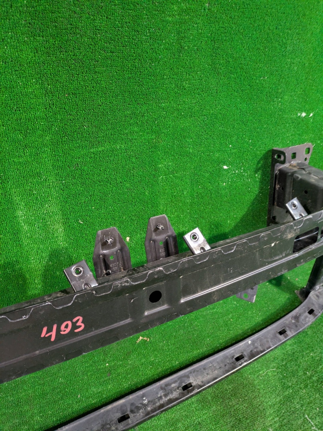 bumper support of the front front VW PASSAT B8 LIFT NR.403