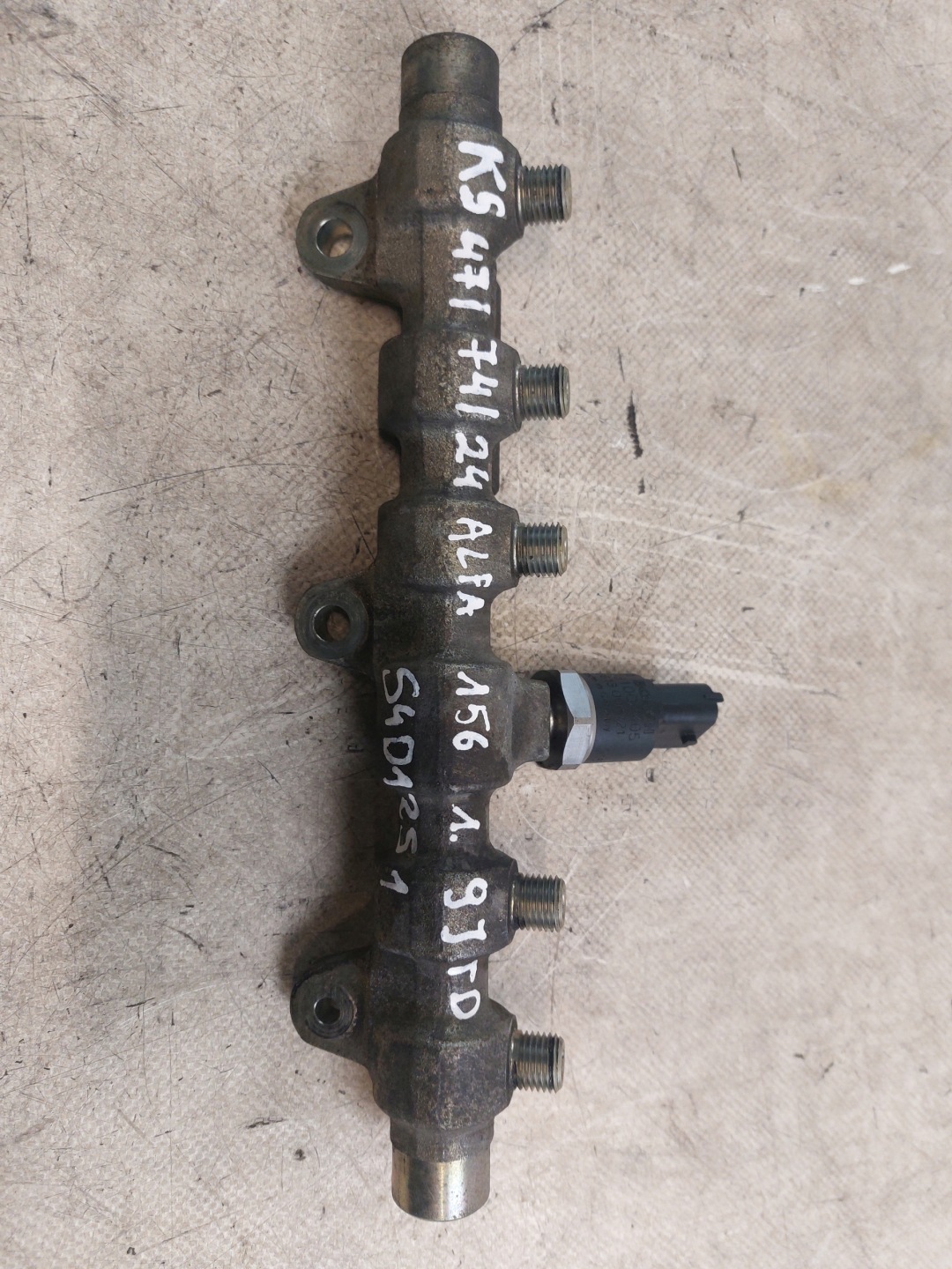 Rampe injection ALFA ROMEO 156 1.9JTD
