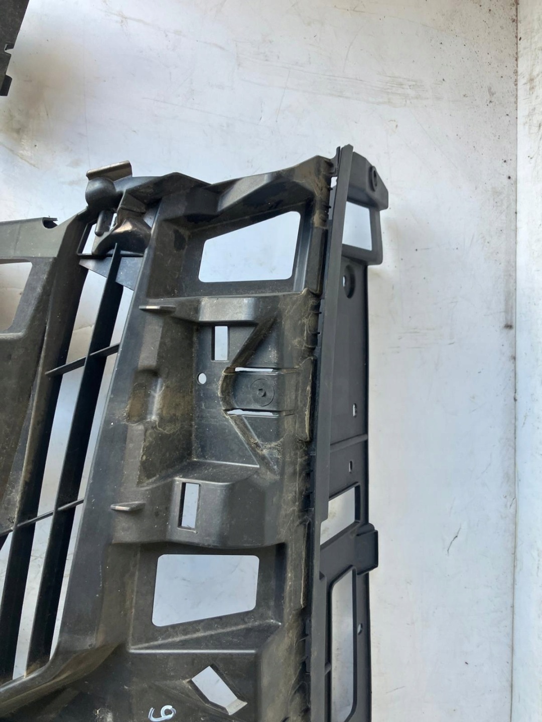 Supporto Paraurti GRILLA SCENIC III LIFT 620363078R