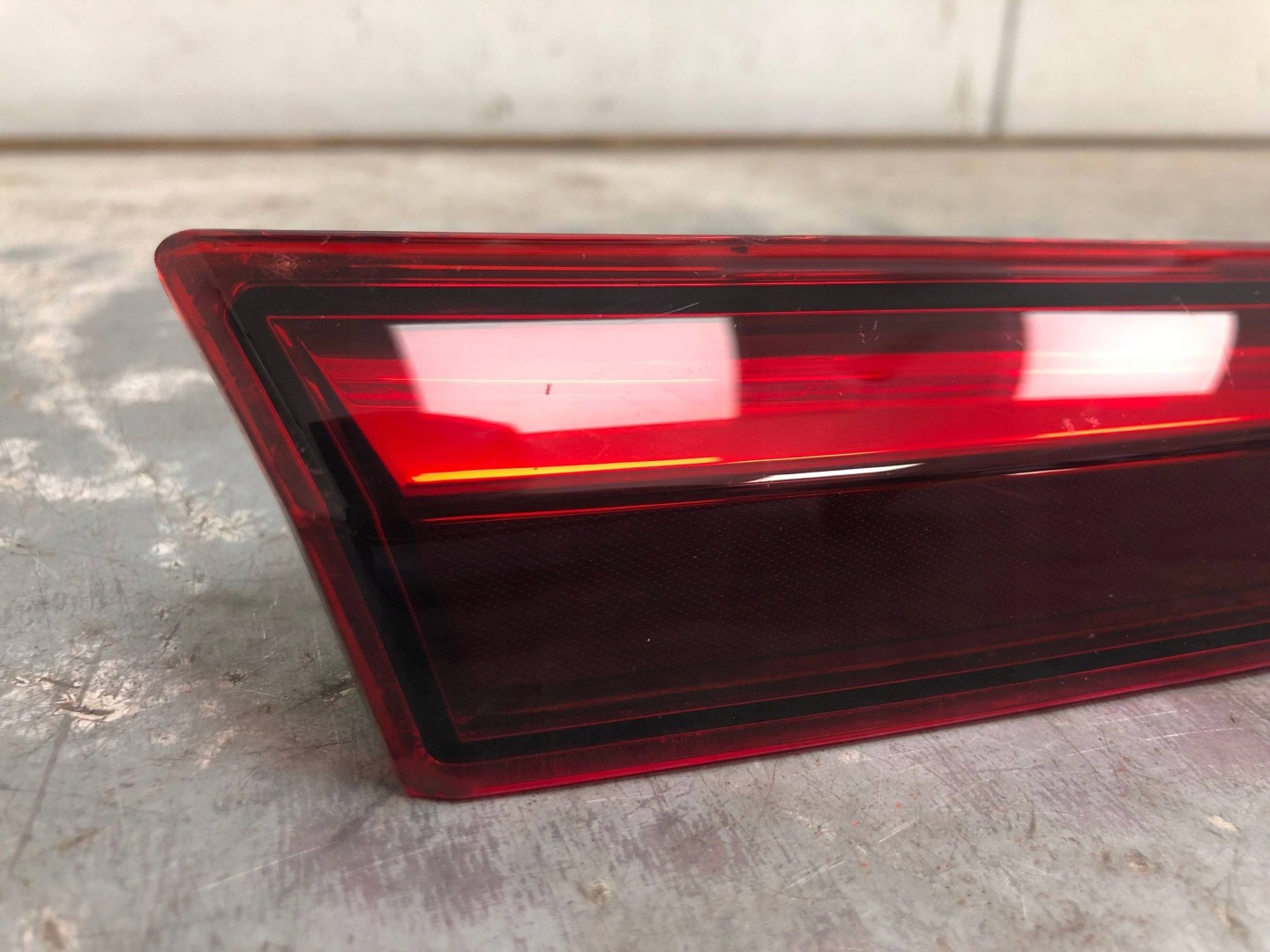 light left rear part to the bonnet VW ID3 ID.3 10A945307A