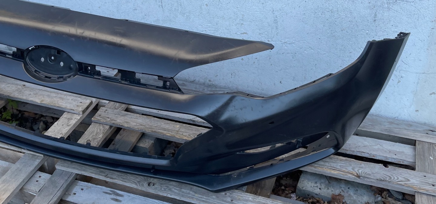 HYUNDAI I20 II LIFT 2018 - bumper front front PDC
