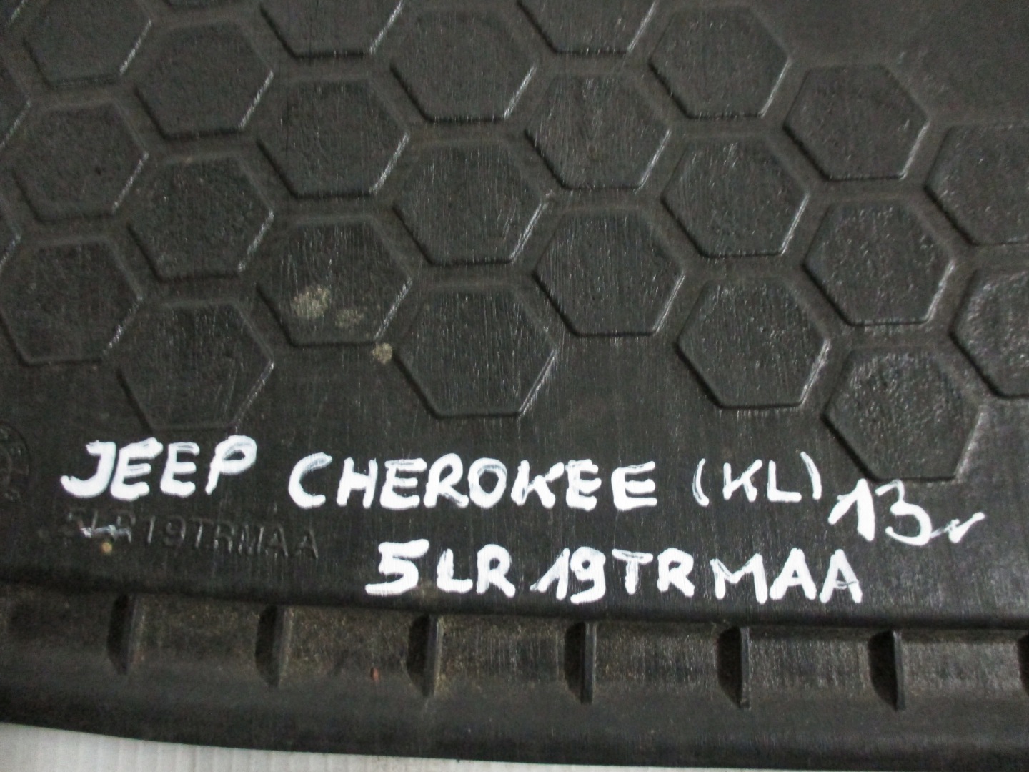 mats boot Jeep Cherokee (KL) 13r 5LR19TRMAA