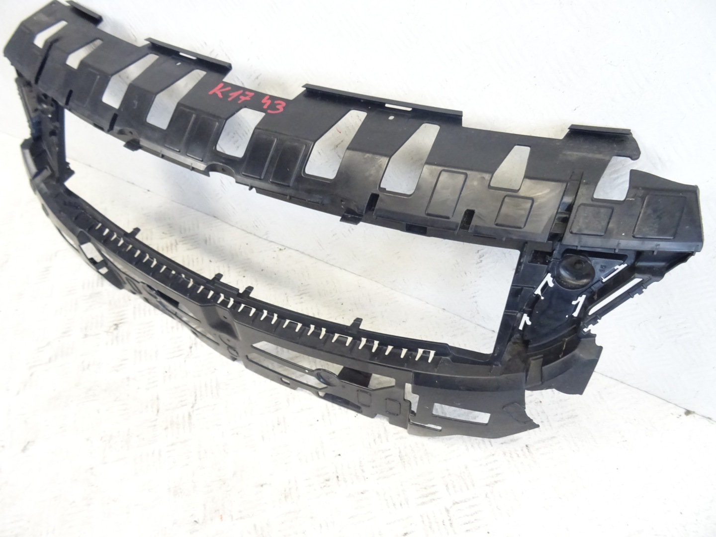 Grille Support OPEL ASTRA K V LIFT 39130502