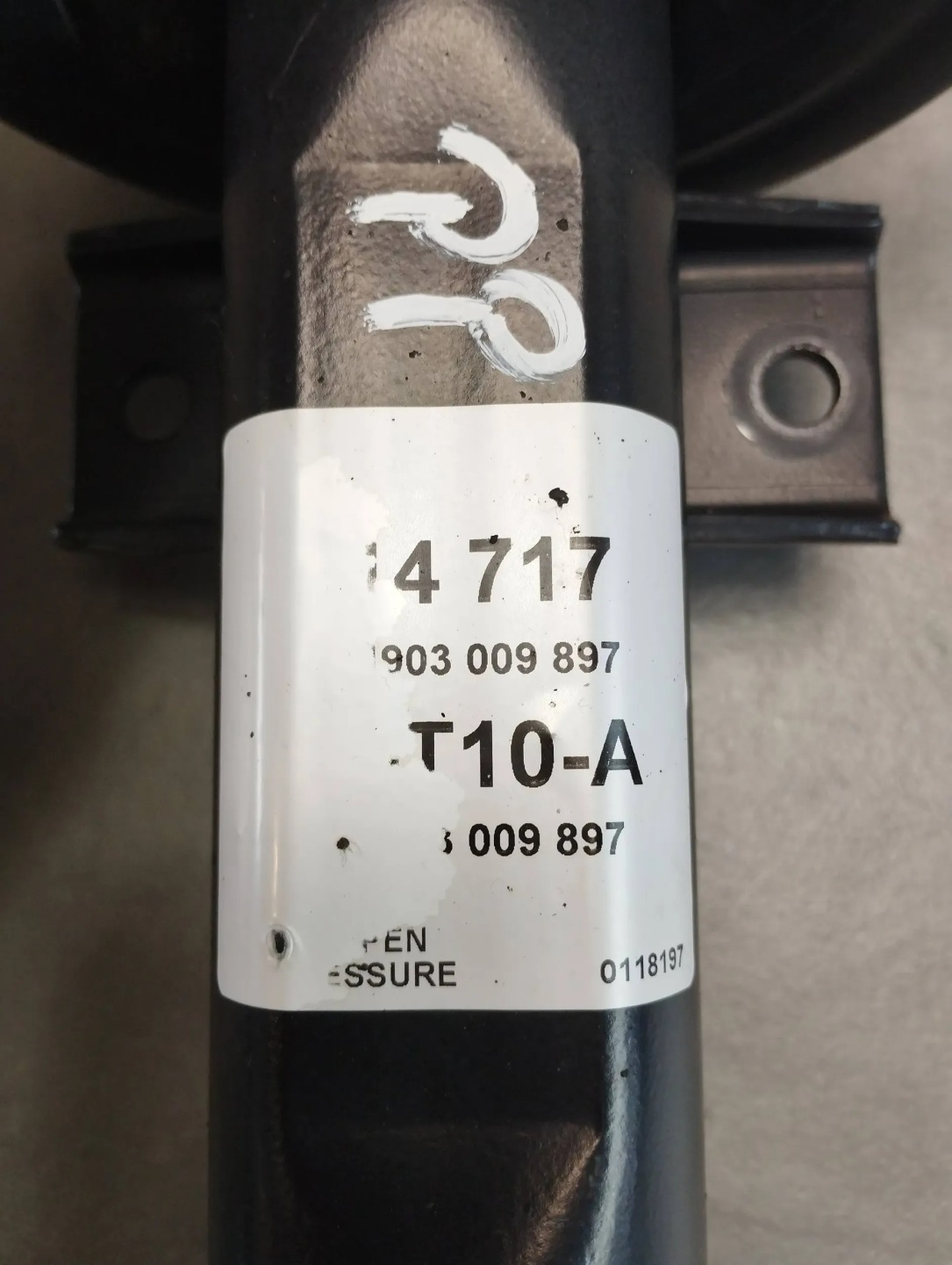 Audi A1 1.6 TDI shock absorber right front