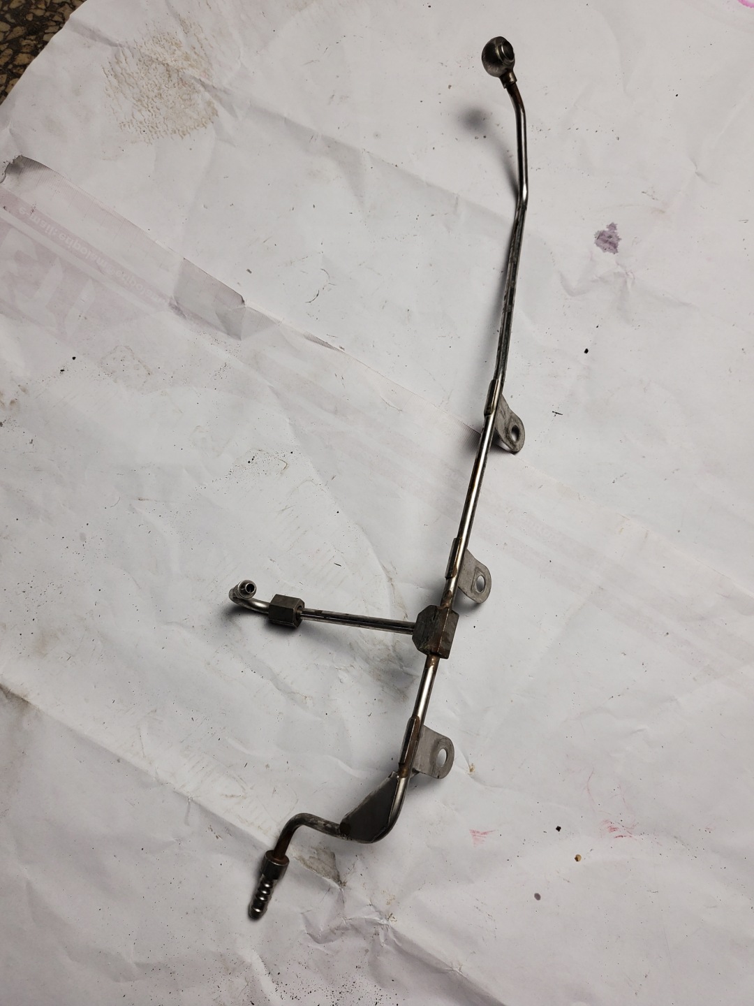 fuel line pipe hose VW GOLF V AUDI A3 2.0 FSI OE