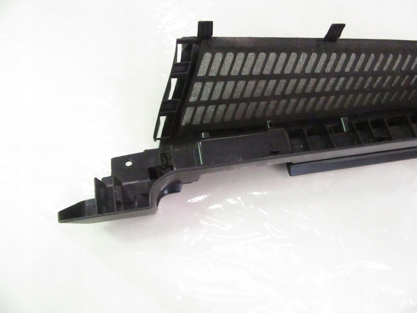 bracket holder rolety boot left rear part BMW e53 X5