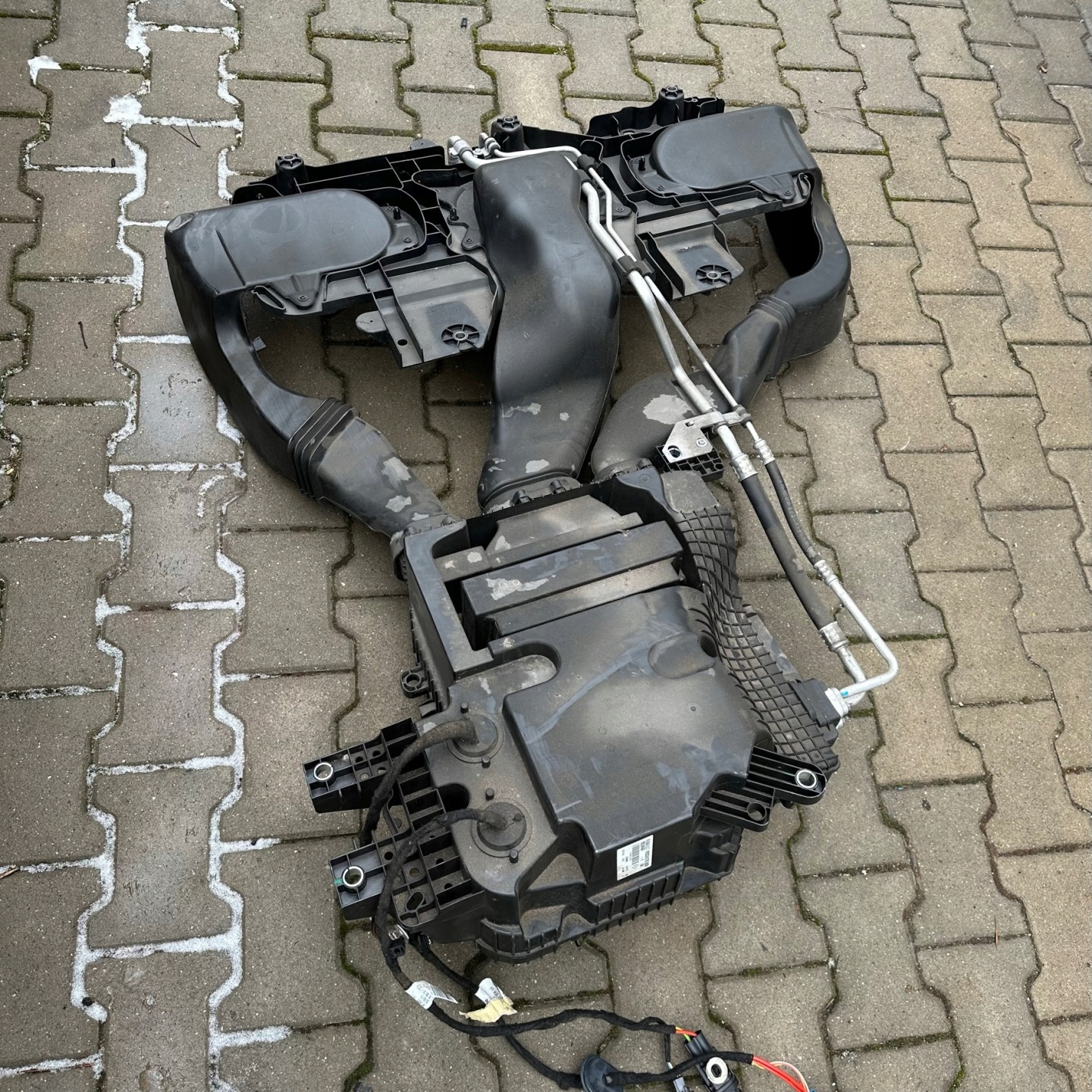 RENAULT ZOE CHLODZENIE BATERI BLENDE ABDECKUNG TRÄGER HECK
