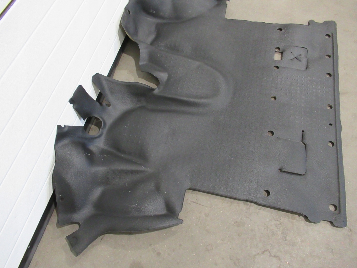 VW T6 TRANSPORTER rubber mats carpet cabs front