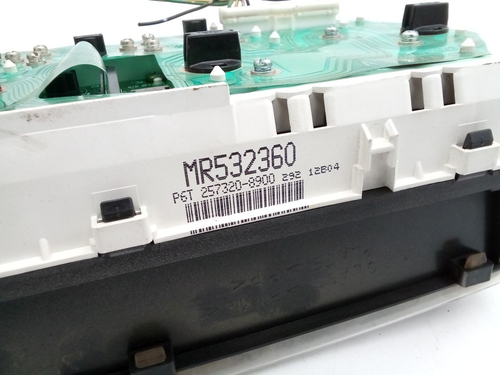 Mitsubishi Pajero Pinin dials dials petrol