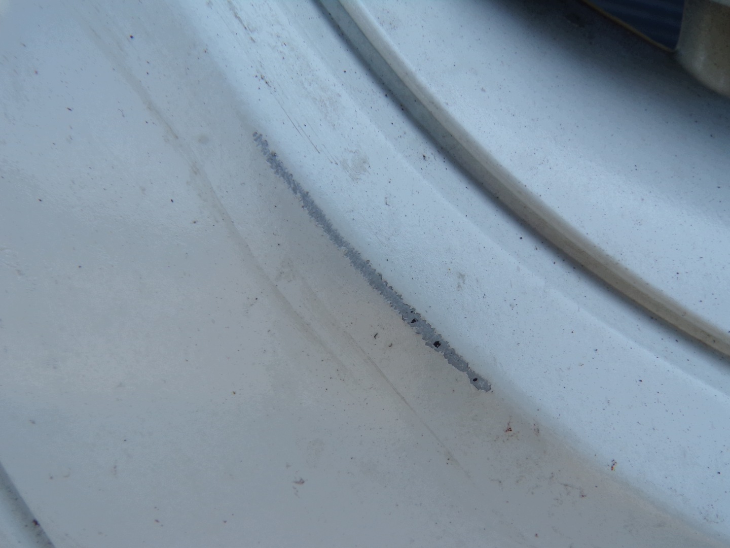 nárazník predný predok VOLKSWAGEN FOX farba LB9A