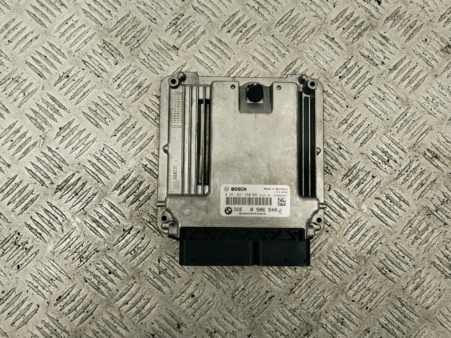 BMW X5 F15 control unit of the engine ECU 8586540