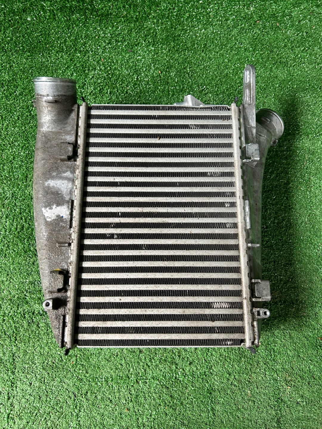 Audi RS6 RS7 4K intercooler left radiator 4K0145806