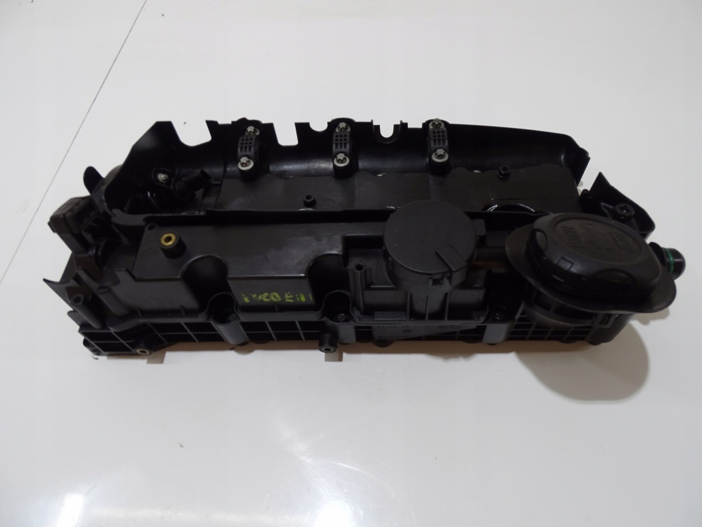 Abdeckung der Ventile BMW BMW E60 E61 E84 E87 N47 2.0D 7797613 (4642816)