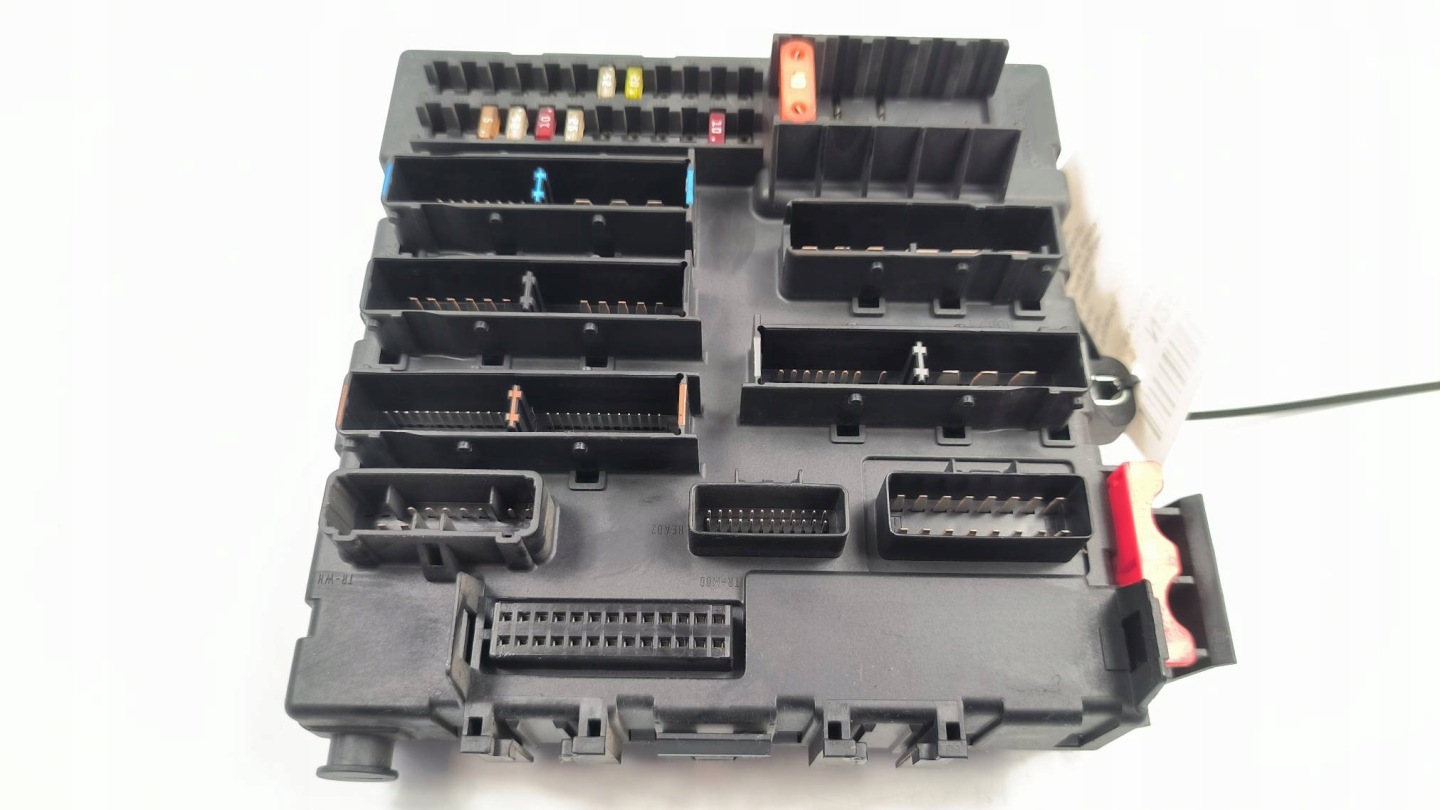 Module fusibles BSI 13112910 OPEL VECTRA C