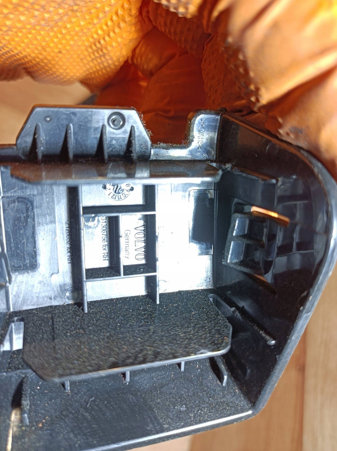 Blende Abdeckung szyny SITZ vorne Volvo V40 31306756