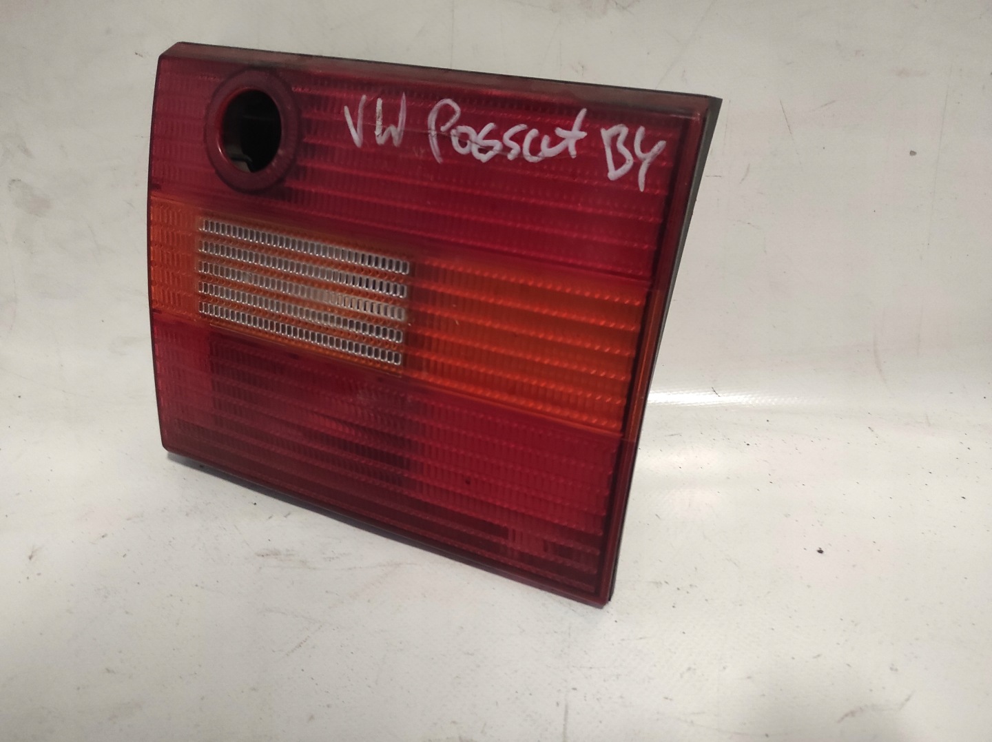VW Passat B4 Berline Droit Feux phare du capot Arrière