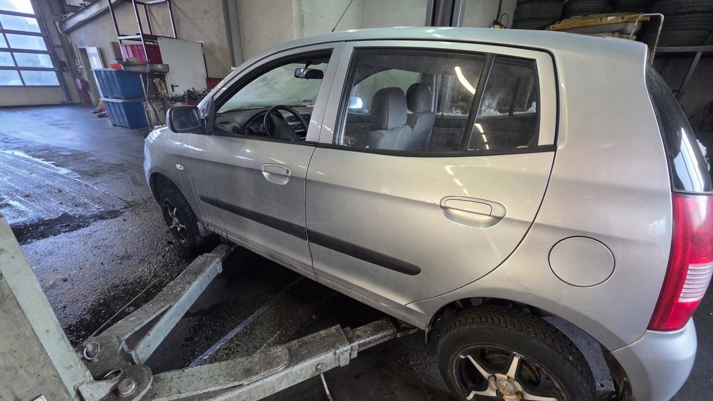 KIA PICANTO and 1 03-07 bumper front front SREBRNY S3