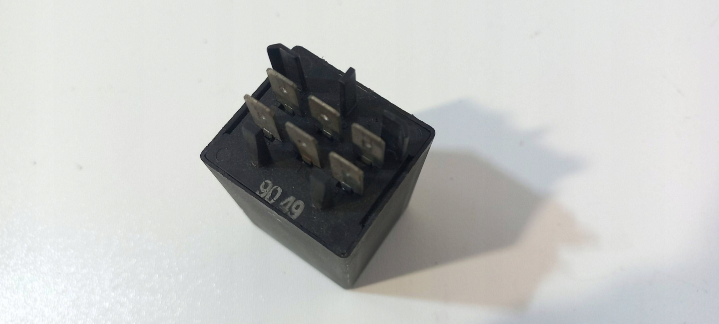 Volvo S60 V70 S80 S90 XC Relais 3523610 (U48)