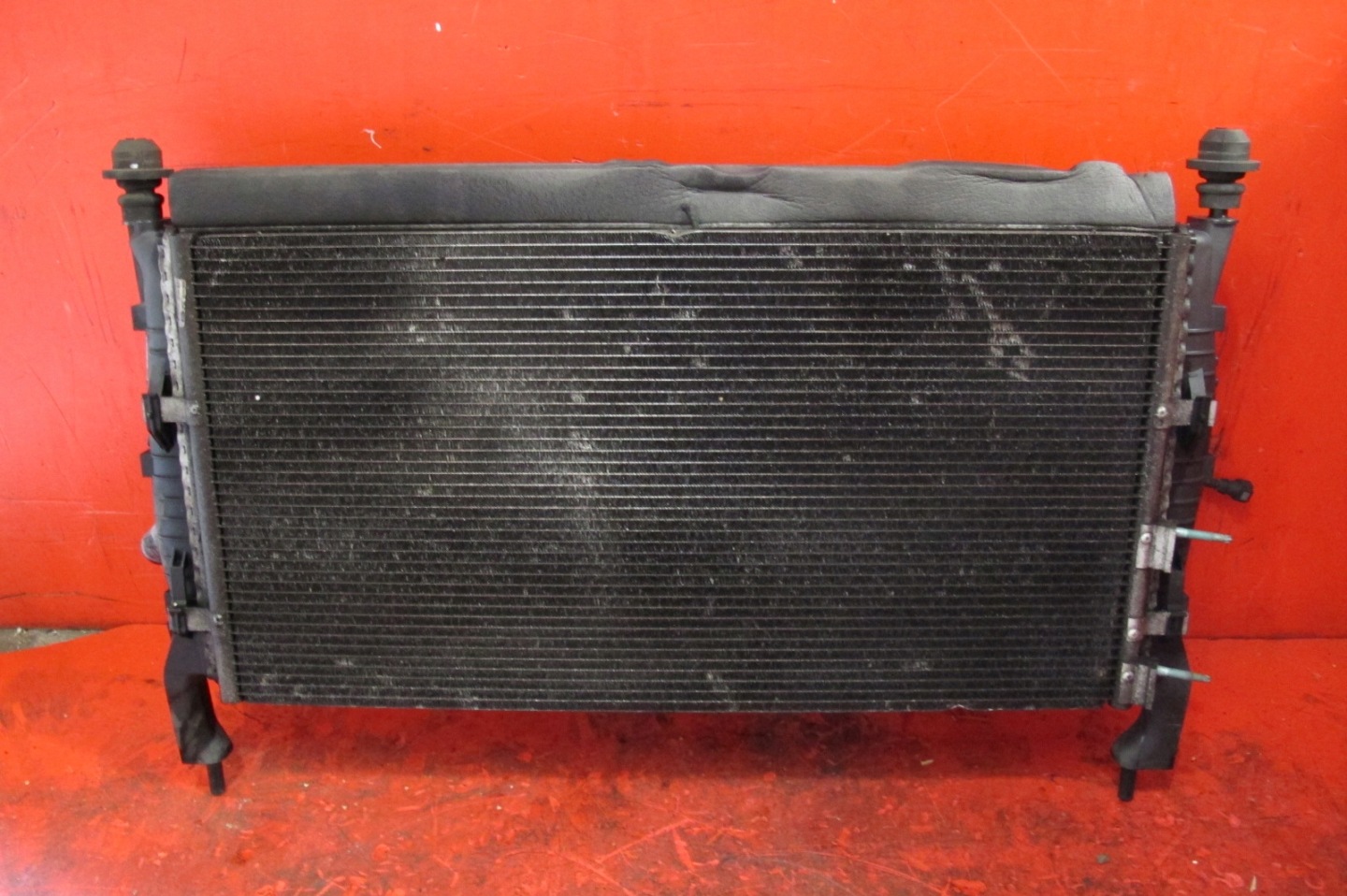FORD TRANSIT MK7 VII 2.2 TDCI P8FA chladič vody klimatizaci ventilátor