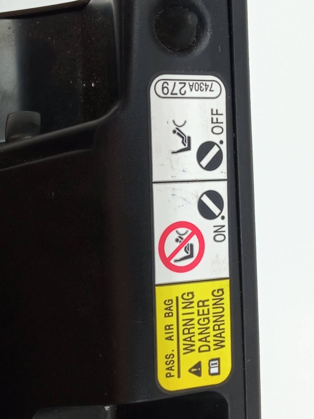 passenger compartment Peugeot 4007 and (2007-2012)